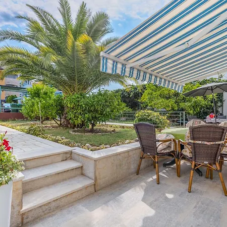 House Sungarden * פורץ